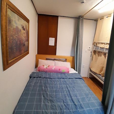 Disco Pangpang Guesthouse Incheon Exterior photo